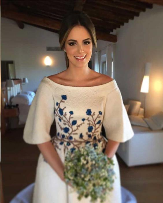 Brautkleider Bateau Stickerei Romantisches Halbarm Brautkleid