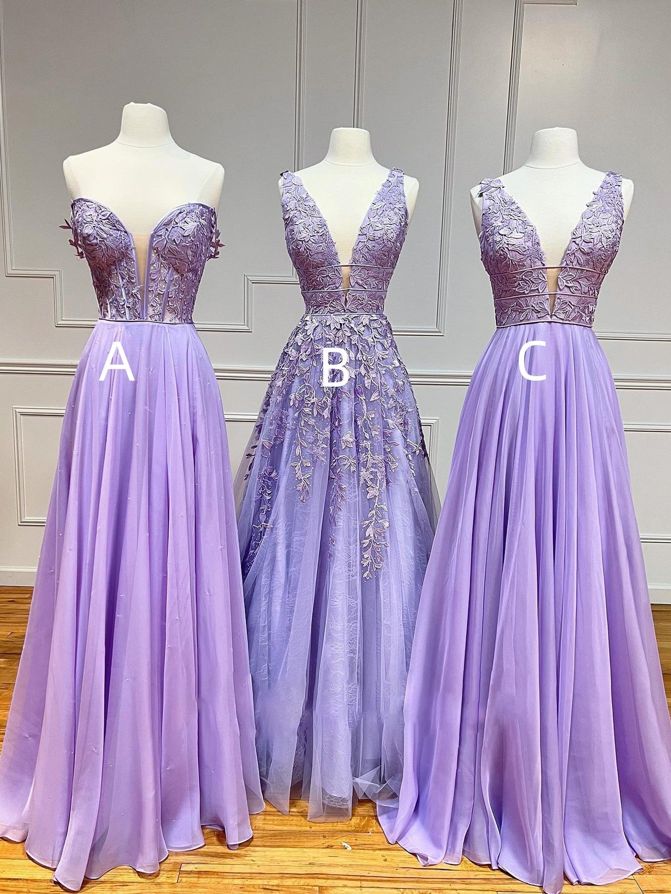 A Line Plunge V Neck Lace Chiffon Prom Dress