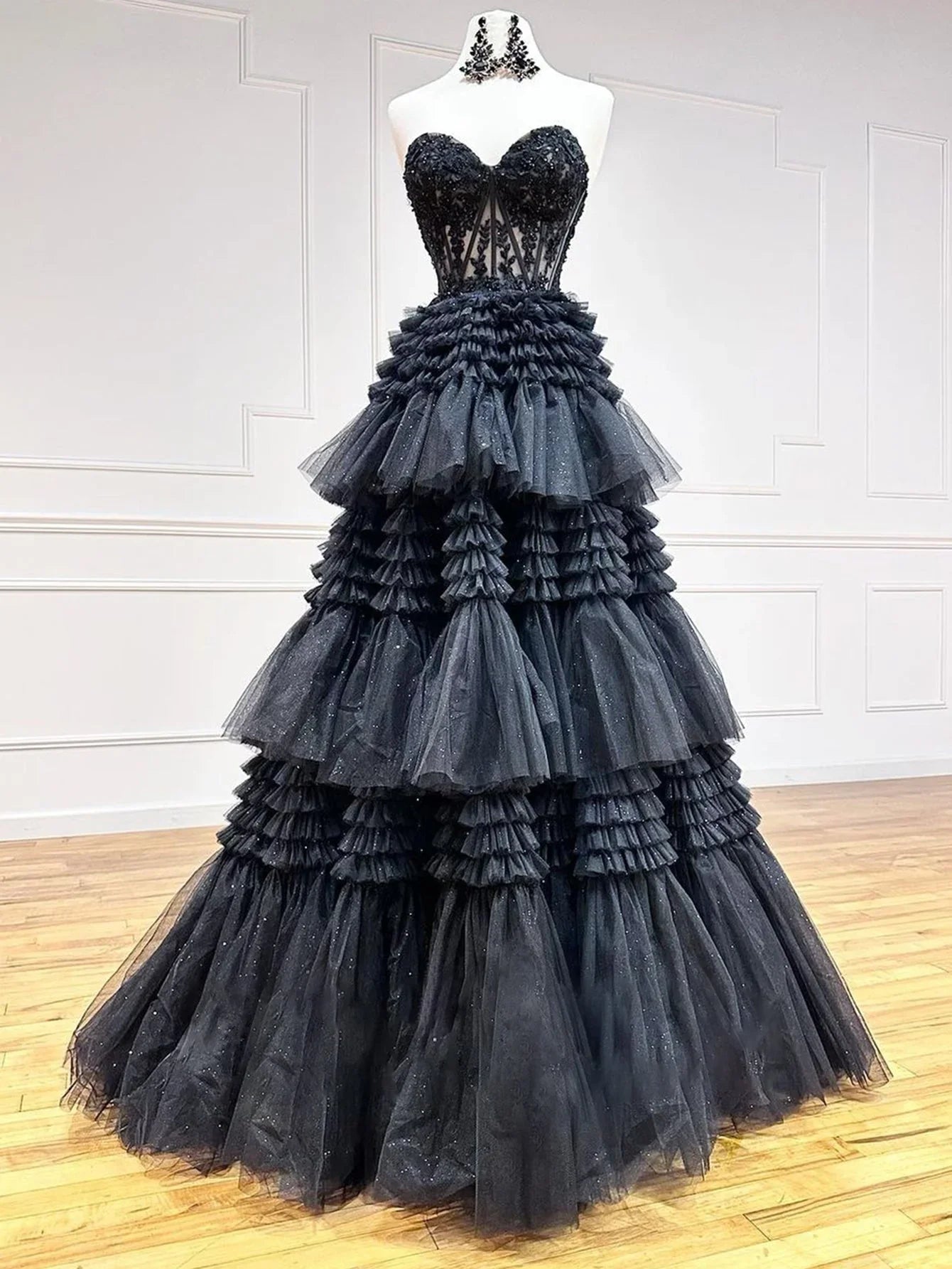 Adelyn | Robe de bal longue en tulle à volants, ligne A, décolleté cœur