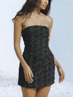 Trägerloses, sexy, rückenfreies, einfarbiges, kurzes Kleid mit Blumenmuster 