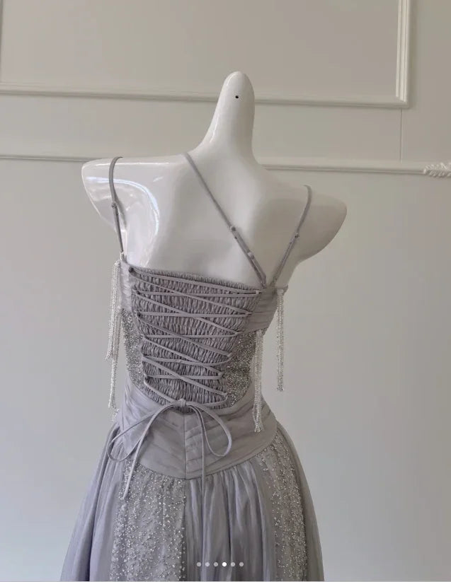 Vestido de Festa Roxo Elegante com Lantejoulas, Tule, Contas e Borlas, Modelo Linha A, Vestido de Noite Y8586