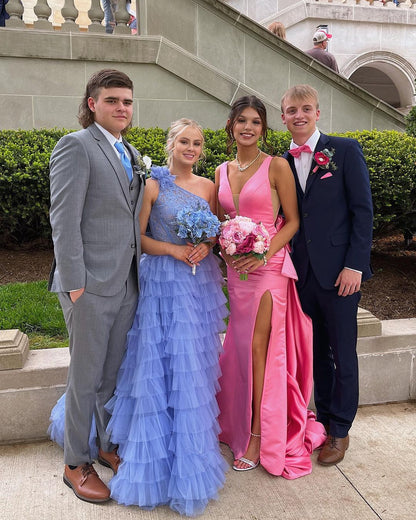 Süßes Meerjungfrau-Ballkleid mit V-Ausschnitt und langer Schleife aus rosa Satin
