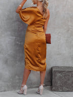 Robe de soirée à manche unique asymétrique