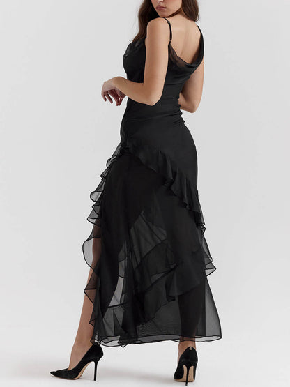 Schwarzes Maxikleid mit Rüschen 