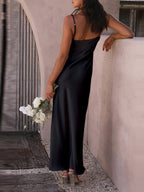 Abito con Bretelle e Spacco alla Moda