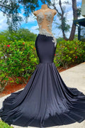 Vestido de Baile Preto Longo, Sem Mangas, Sem Alças, em Cetim com Aplicações de Renda, Modelo Sereia