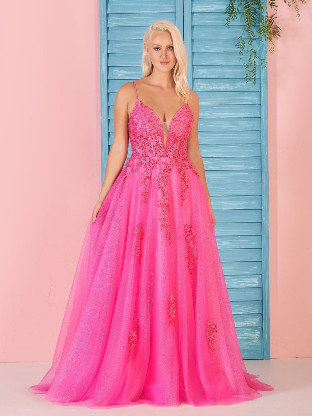 Abito lungo da sera rosa con scollo a V e pizzo a linea ad A