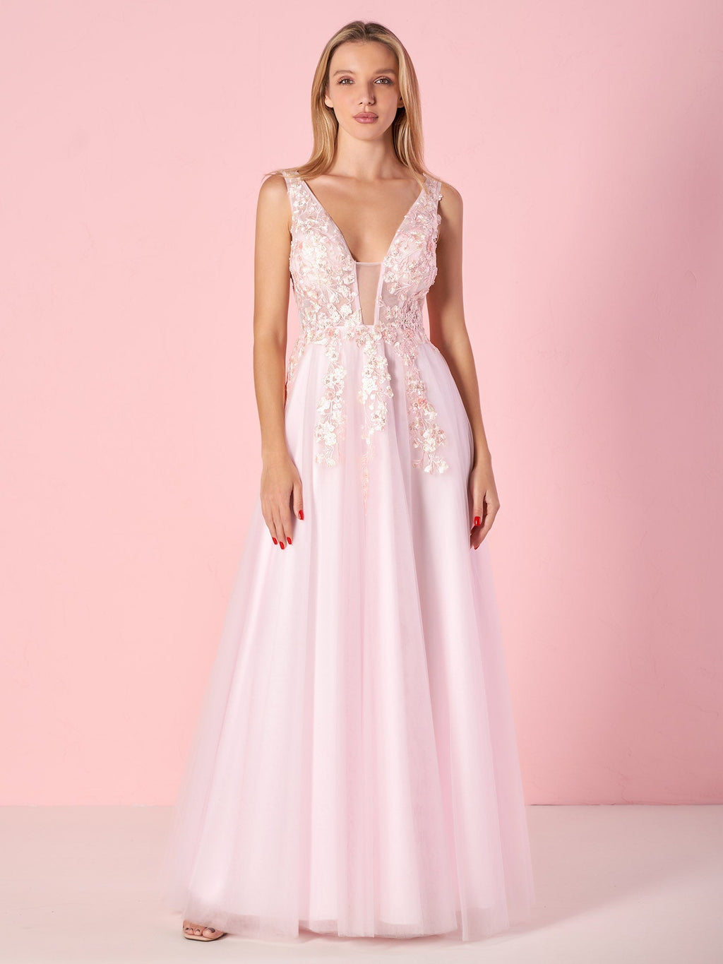 Robe de bal élégante en tulle longueur sol, coupe trapèze, col en V avec applications en dentelle