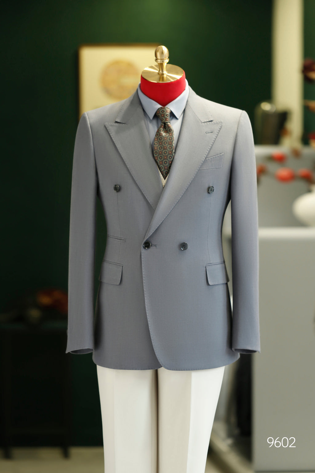 Costume en laine gris clair à double boutonnage | Costume sur mesure pour marié et affaires