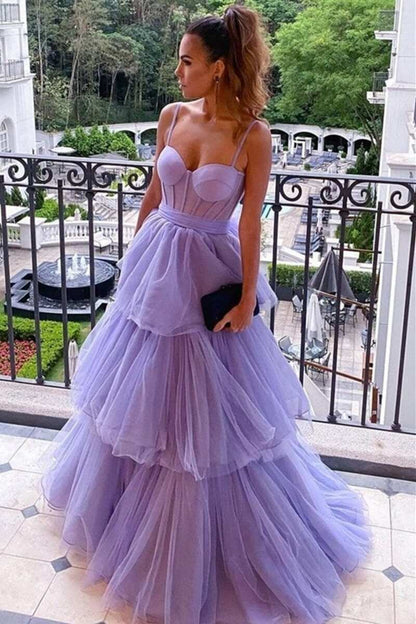 Vestido de fiesta largo de tul con volantes y corte A