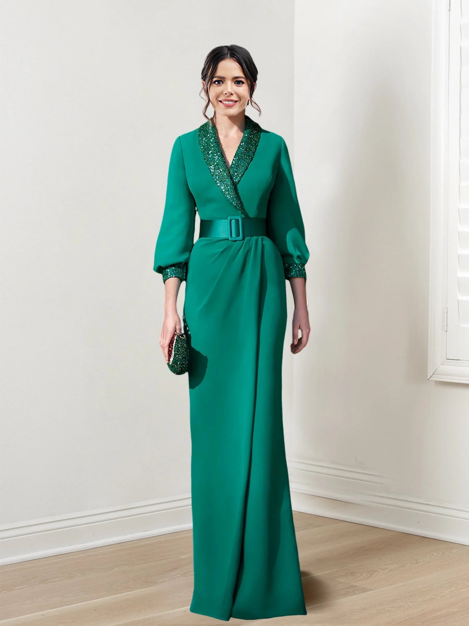 Vestidos de madre de la novia con cinturón, manga larga, cuello en V, corte tubo/columnar