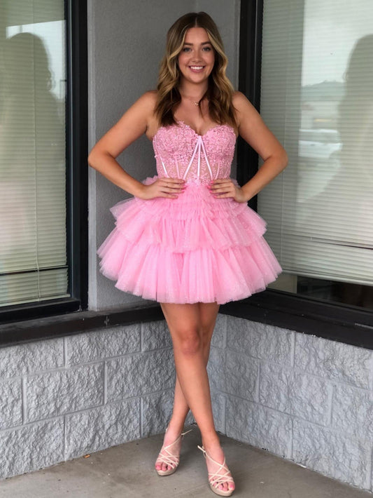 Vestido de fiesta de corte en A con escote en forma de corazón y volantes Ivy