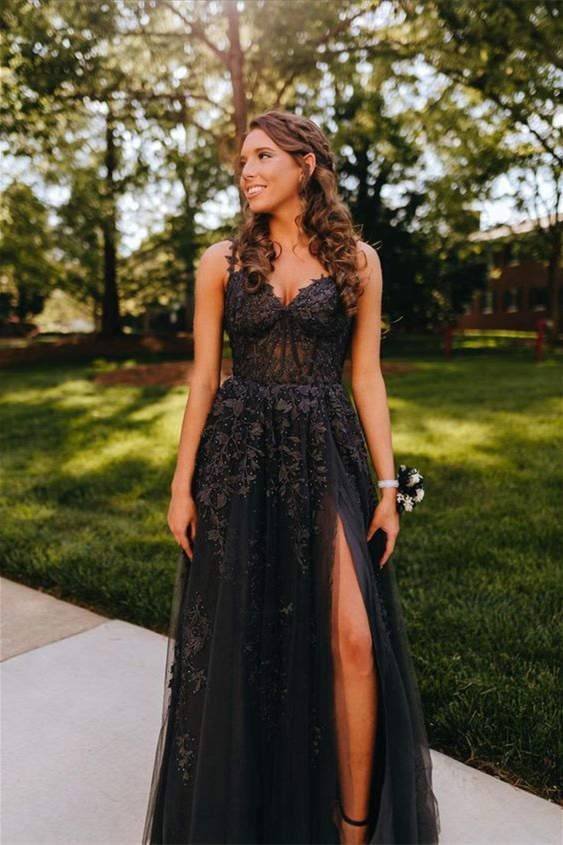 Abito da sera in tulle con pizzo a linea ad A e scollo a cuore con spacco