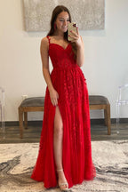 Abito da sera in tulle con pizzo a linea ad A e scollo a cuore con spacco