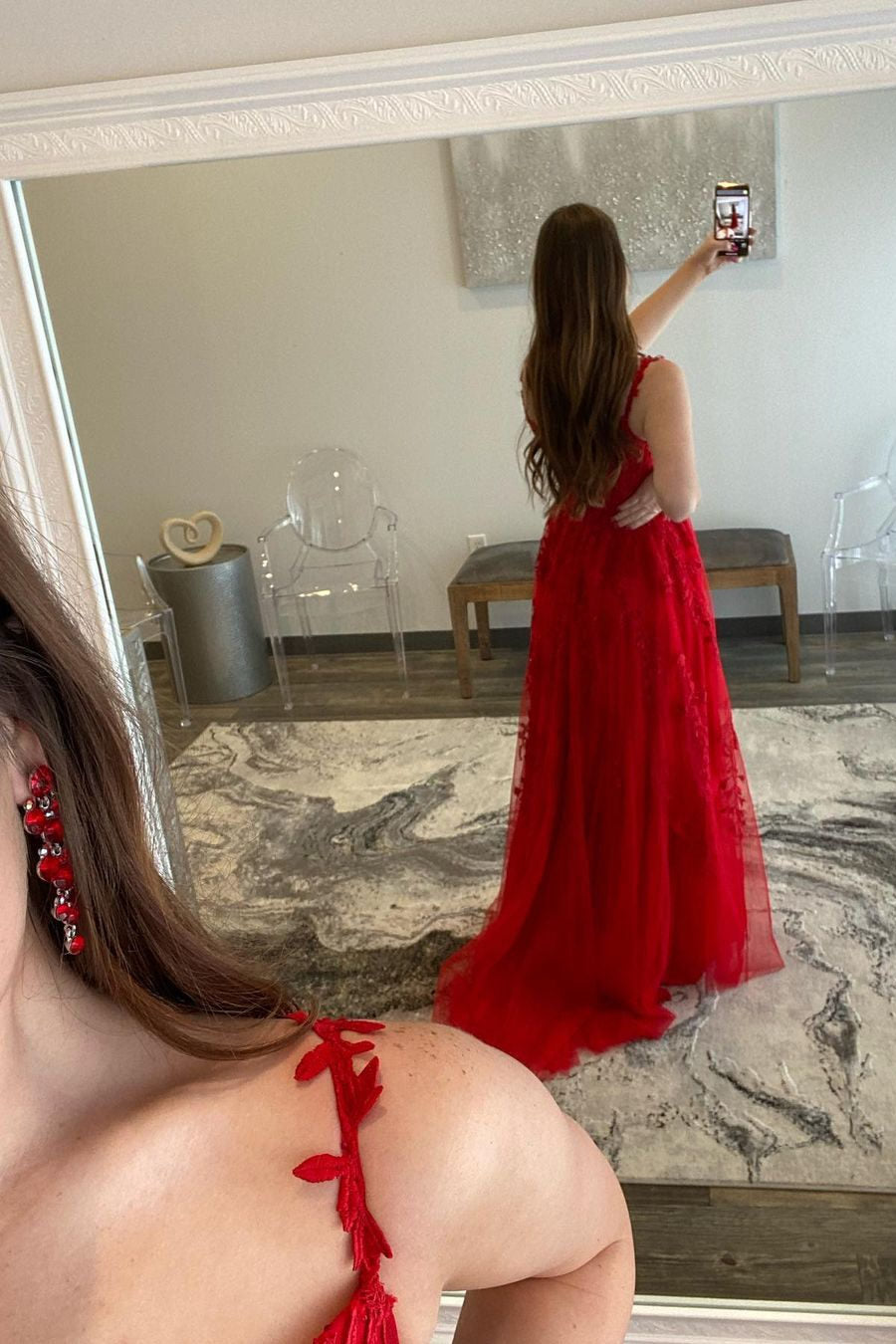 Abito da sera in tulle con pizzo a linea ad A e scollo a cuore con spacco