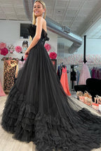 Abito da sera lungo rosa a balze in tulle senza spalline a linea ad A