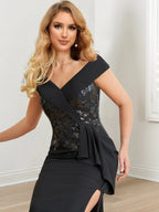 Vestidos de madrina de corte recto/columnar con escote en V y largo hasta el suelo