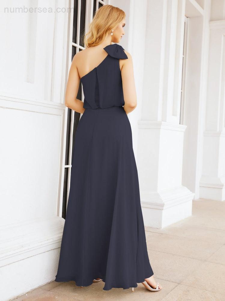 Robe de mariée longue asymétrique en mousseline à volants, sans manches et fendue sur le côté, modèle 28057