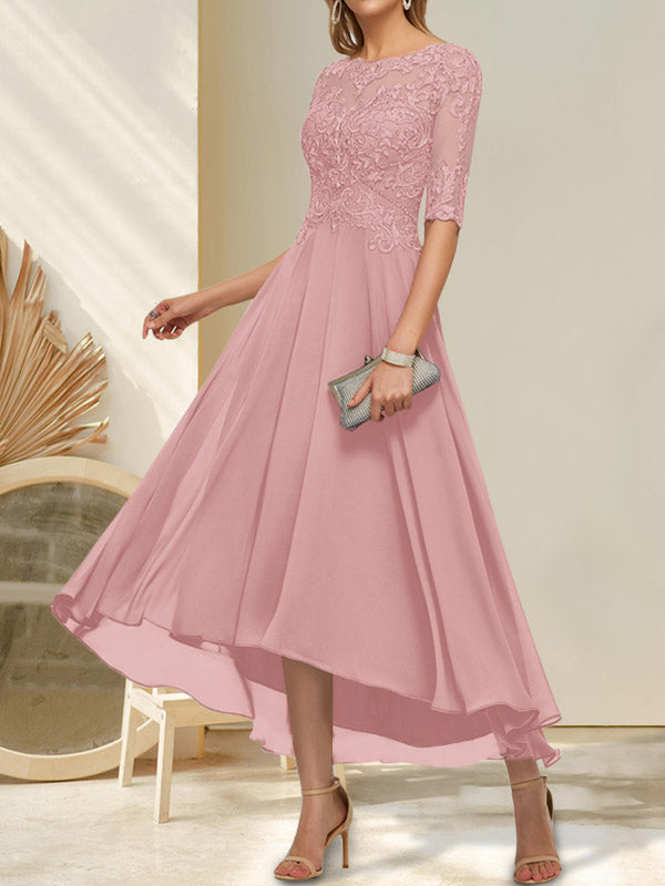 Robe de mère de la mariée en mousseline et dentelle, ligne A, col bateau illusion, asymétrique, ornée de perles et de paillettes