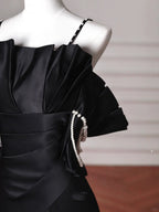 Elegante abito da sera nero in raso con spalline sottili e scollo a barca, modello sirena, abito da cerimonia Y8641
