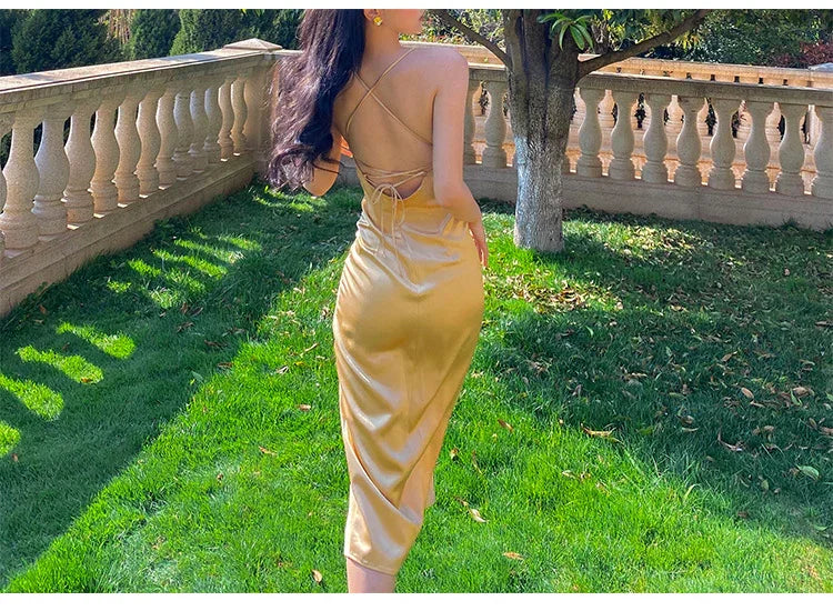 Vestido de fiesta sexy con escote halter en V, vestido de noche para baile de graduación en dorado champán Y8211
