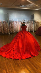Abito da ballo lussuoso rosso con fiori tridimensionali, vestito per sedicesimo compleanno, abito per quinceañera Y5321
