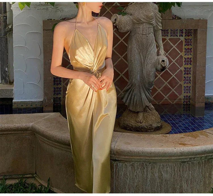 Vestido de fiesta sexy con escote halter en V, vestido de noche para baile de graduación en dorado champán Y8211