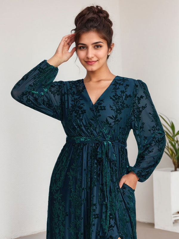 Robe mère de la mariée en velours, longueur thé, manches longues, en ligne A, col en V, avec fente