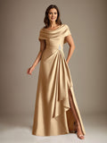Robe de mère de la mariée en satin extensible, longueur au sol, coupe en A avec encolure dégagée et volants en cascade