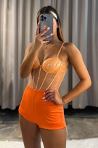 فستان سهرة برتقالي طويل بحمالات رفيعة من الشيفون مع فتحة عالية