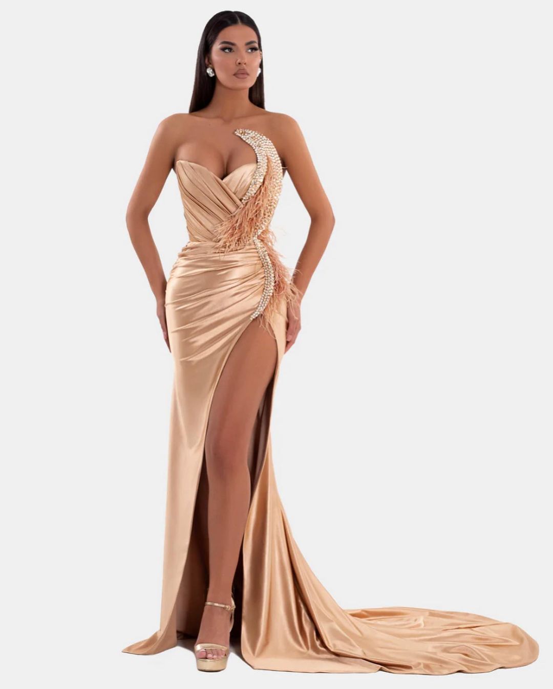 Sexy trägerloses Ballkleid in Königsblau mit V-Ausschnitt, hohem Schlitz und Plissee 