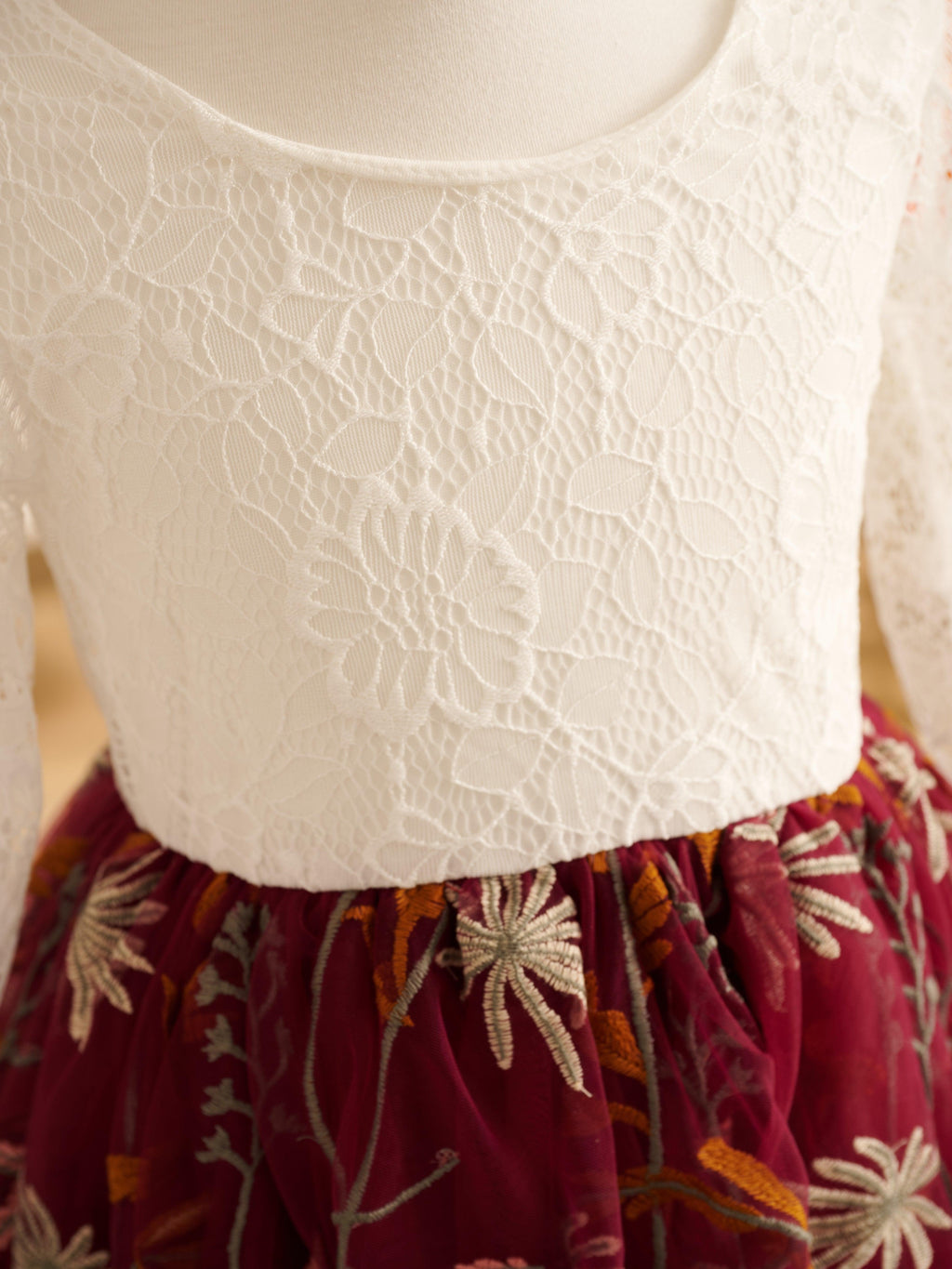Long Sleeve A Line Tulle Flower Girl Dress With Flower Lace And V Back