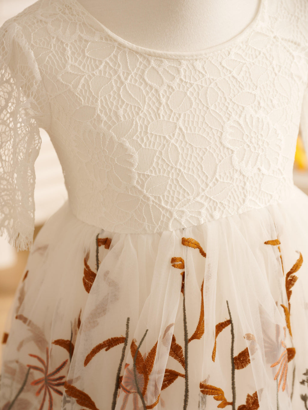 Boho Tulle Flower Girl Dress A Line Scoop Neck Short Sleeve