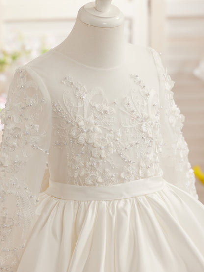 Vestido de daminha de honra assimétrico de cetim em linha A 