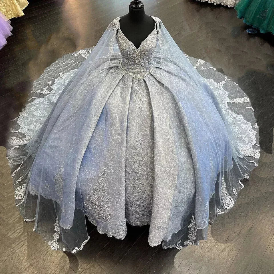 Perlendekor Quinceañera-Kleider Paillettenapplikation Prinzessin Ballkleid mit Umhang Y1516