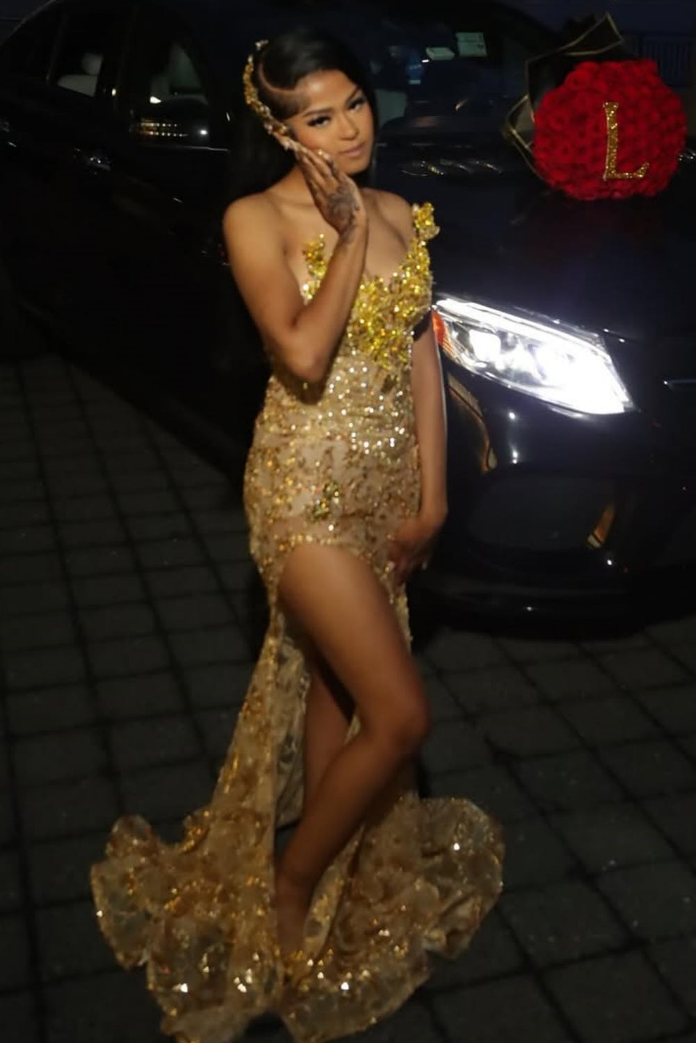 Romantic V Neck Strapless Mermaid Prom Dress With Gem Embellishments