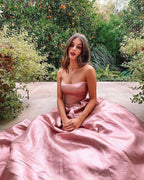 Vestidos longos de noite em cetim rosa pálido, sem alças, corte evasê, modelo encantador Y322