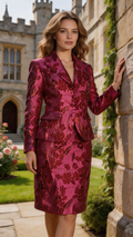 Fato-saia jacquard floral bordô com blazer ajustado e saia lápis