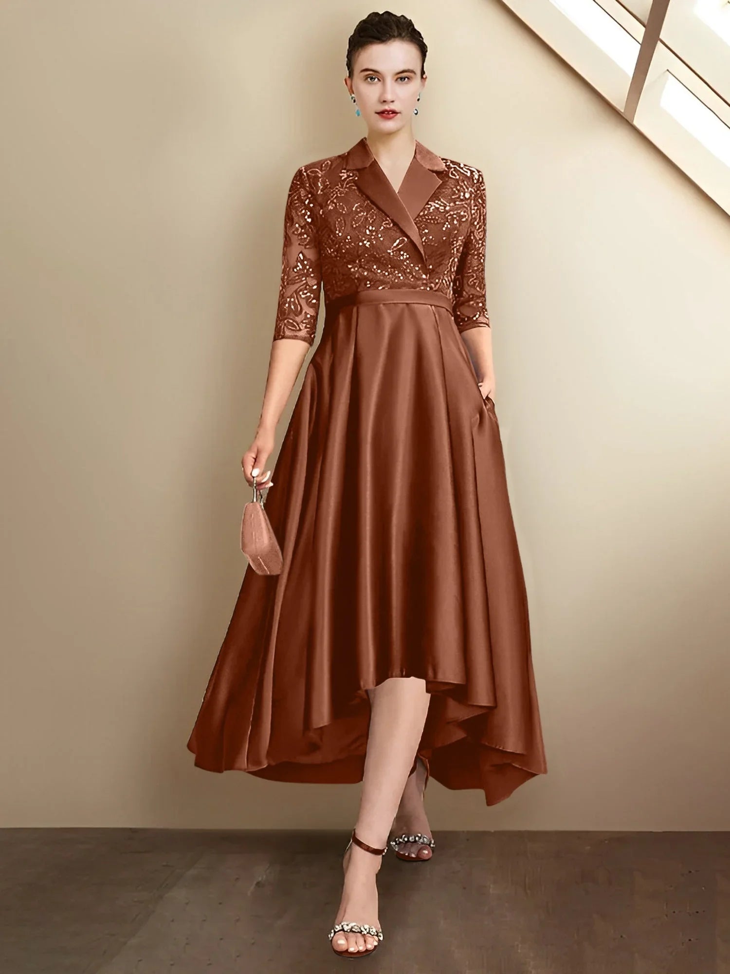 Abiti da madre della sposa a guaina/colonna con scollo a V e lunghezza tè