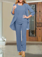 بدلات بنطلون من الشيفون بياقة دائرية لأم العروس