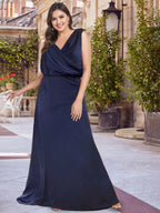 Plus Size V Neck Sleeveless A Line Mother of the Bride Dress With Ruched Details