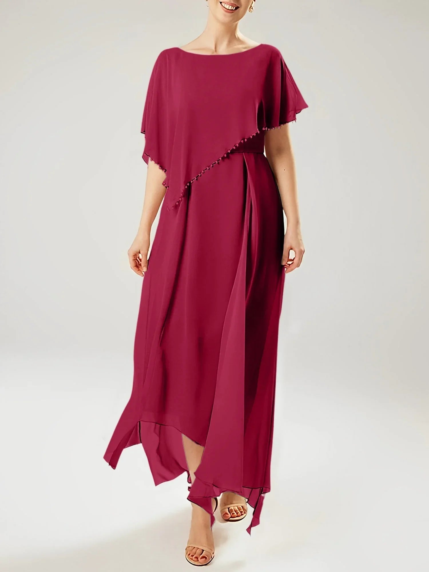 Robe fourreau/colonne à manches courtes pour la mère de la mariée avec pompon