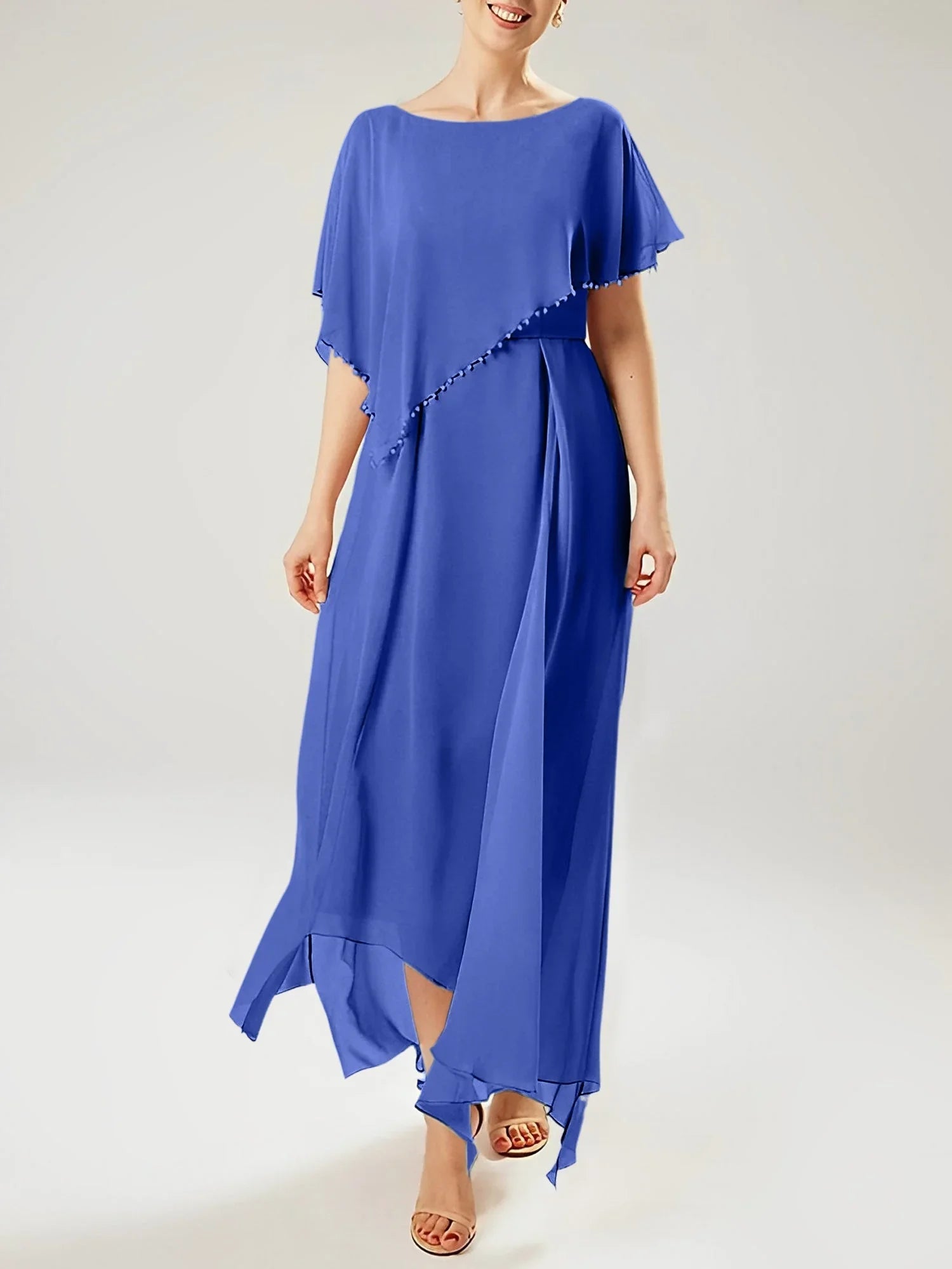 Robe fourreau/colonne à manches courtes pour la mère de la mariée avec pompon