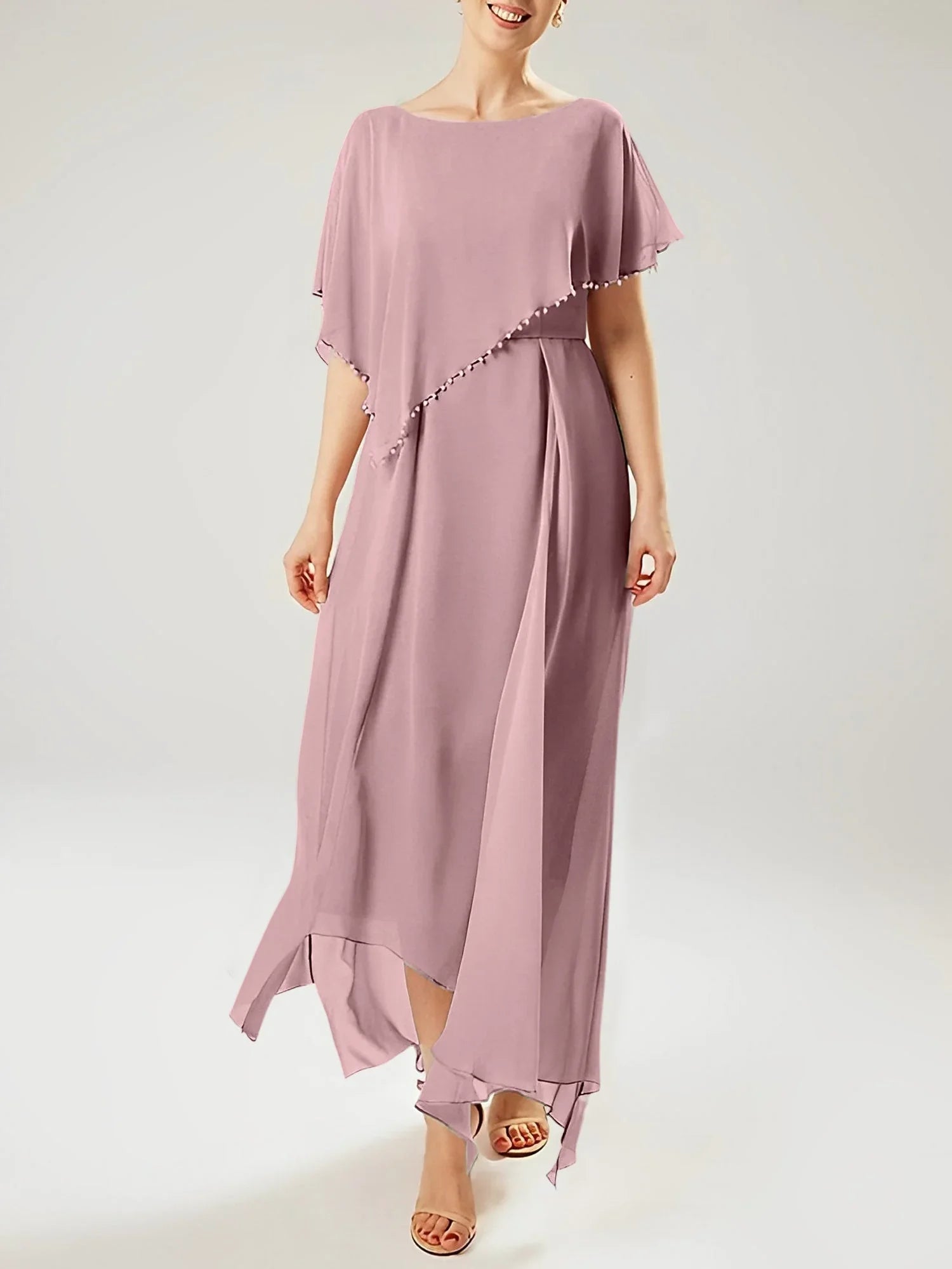 Robe fourreau/colonne à manches courtes pour la mère de la mariée avec pompon