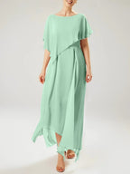 Abito a guaina/colonna con scollo a barca e maniche corte per madre della sposa con nappina