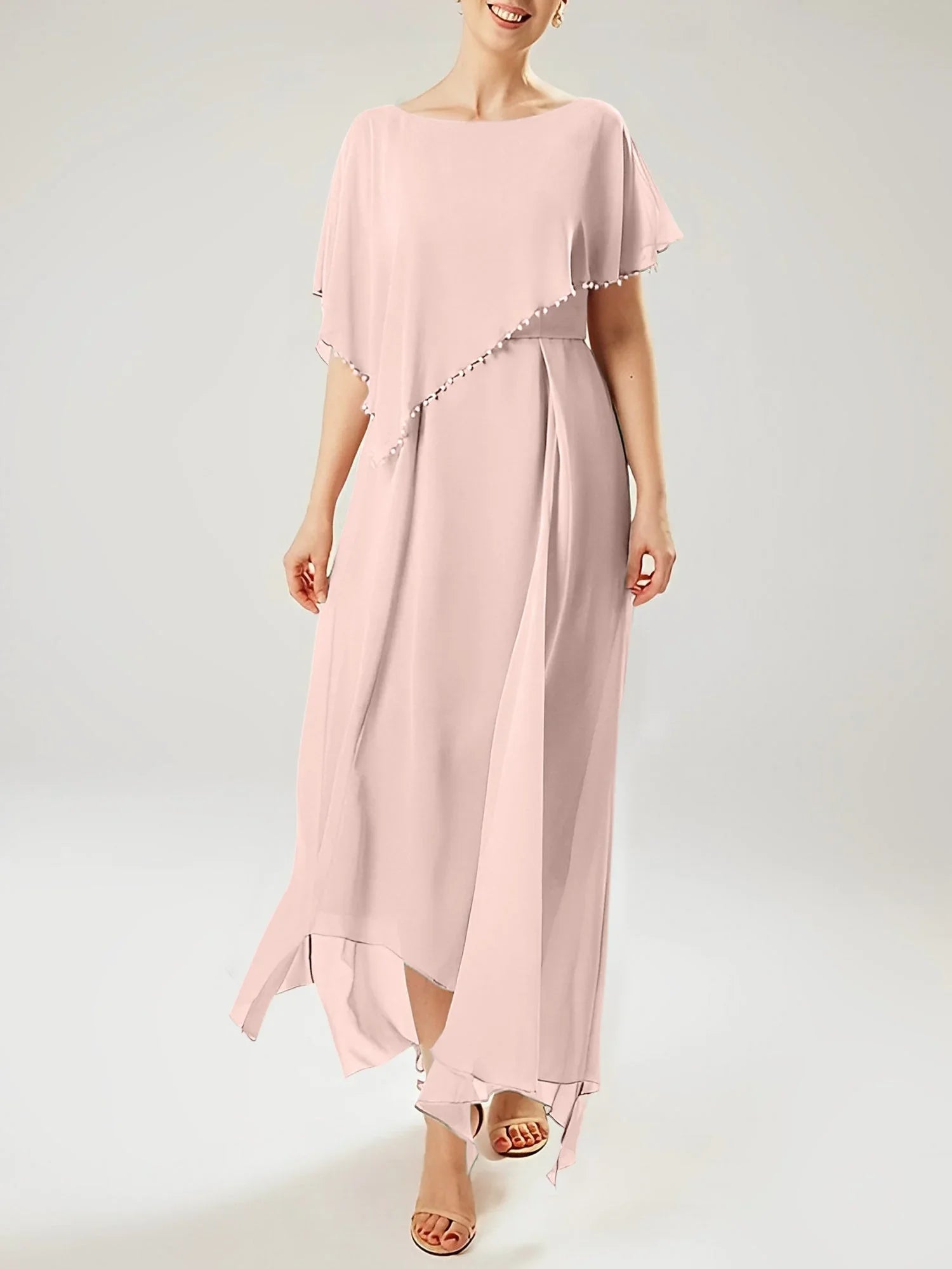 Robe fourreau/colonne à manches courtes pour la mère de la mariée avec pompon