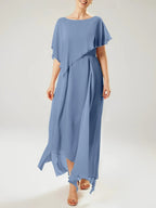 Abito a guaina/colonna con scollo a barca e maniche corte per madre della sposa con nappina