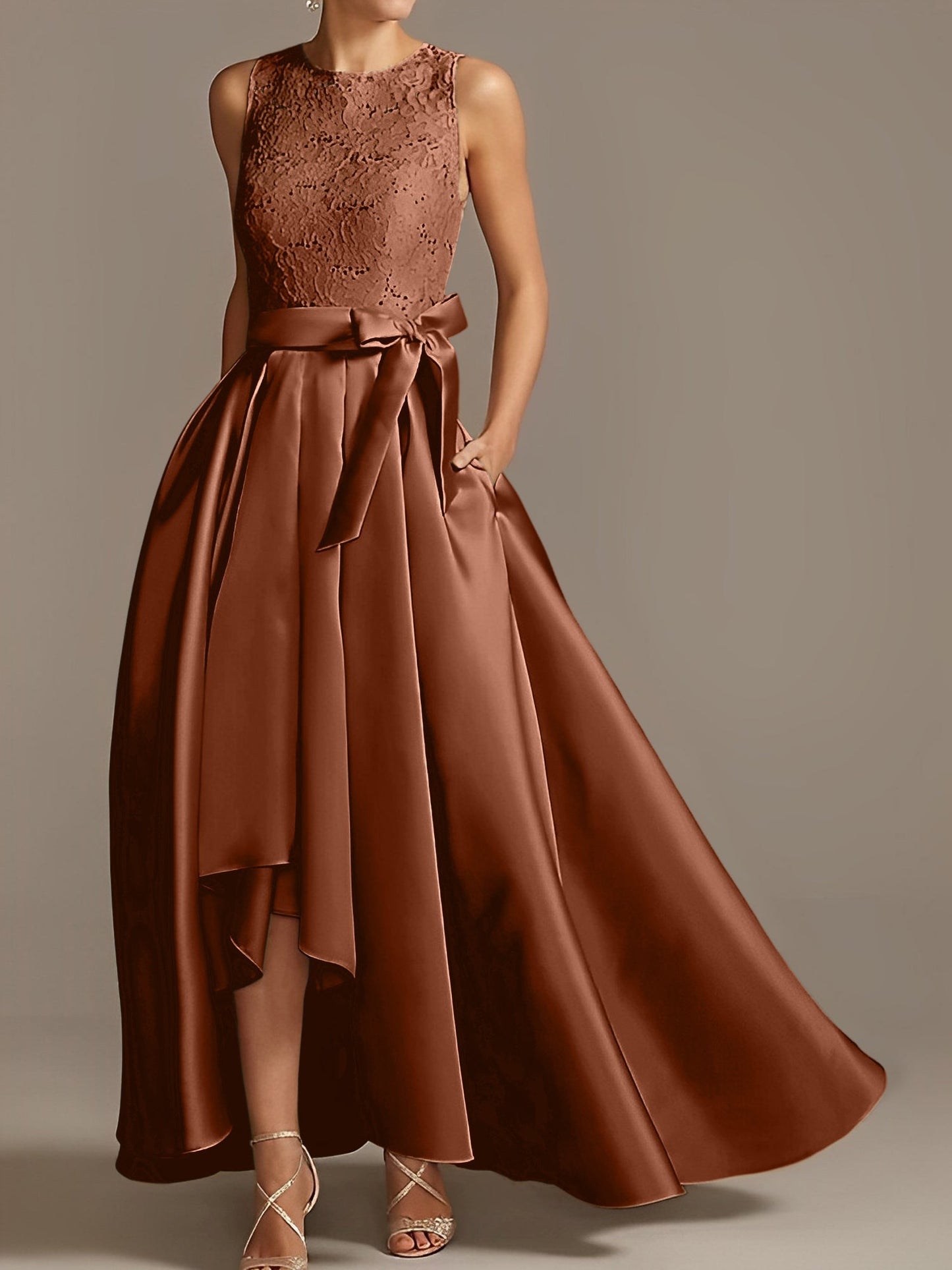 Vestidos de madre de la novia de corte A/princesa, sin mangas, con escote joya y encaje plisado 