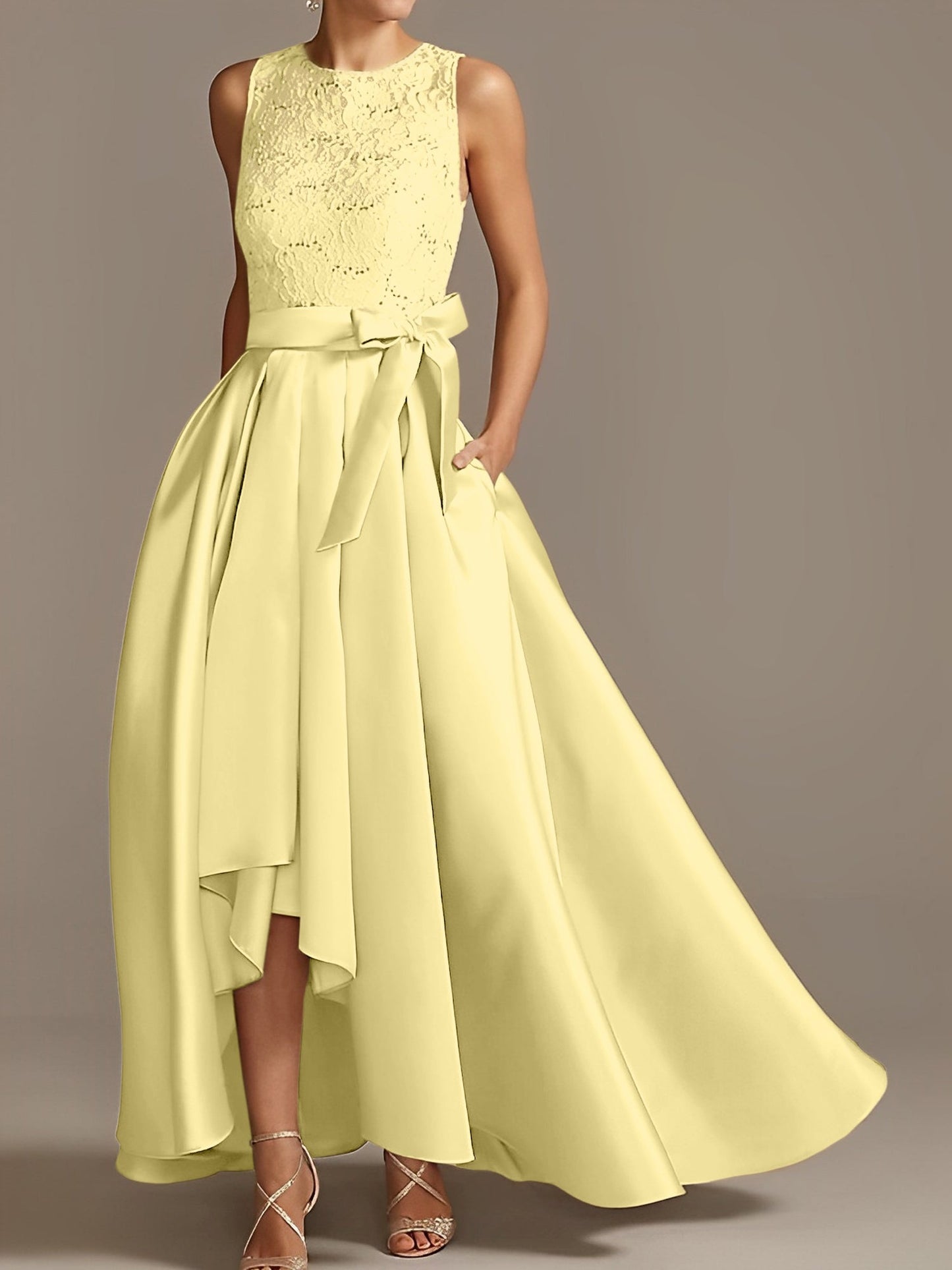 Vestidos de madre de la novia de corte A/princesa, sin mangas, con escote joya y encaje plisado 