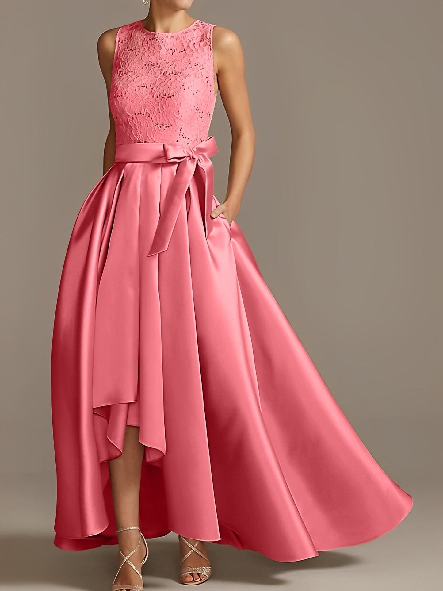 Vestidos de madre de la novia de corte A/princesa, sin mangas, con escote joya y encaje plisado 